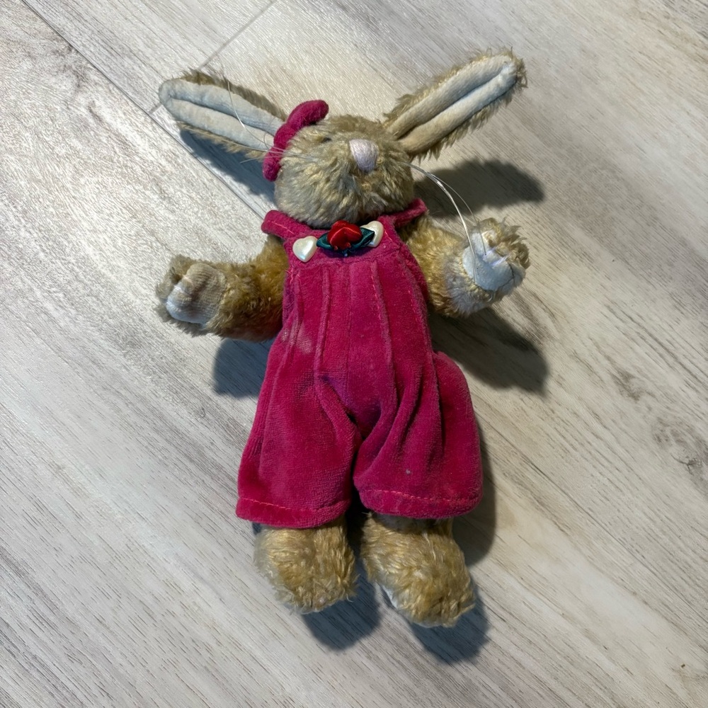 Vintage Boyd's Collection Bendable Bunny Rabbit Plush 1985